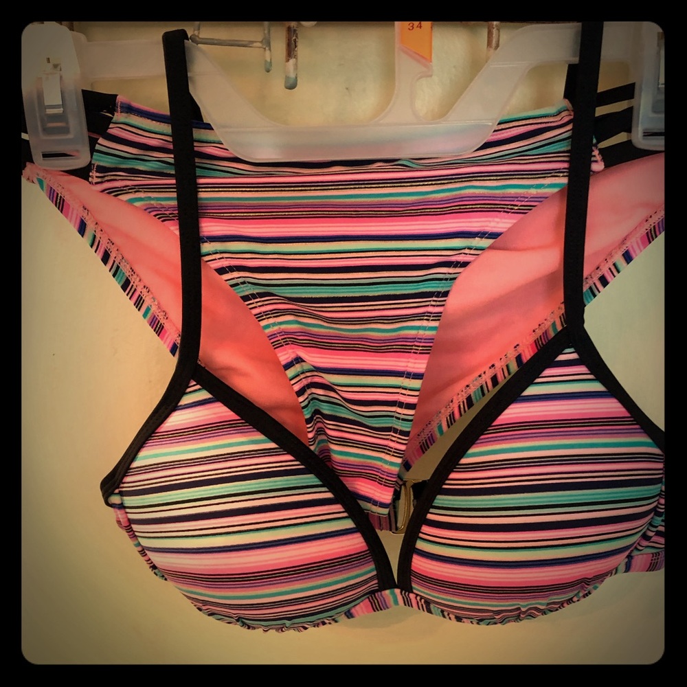 Women’s bikini with or without black cover up
